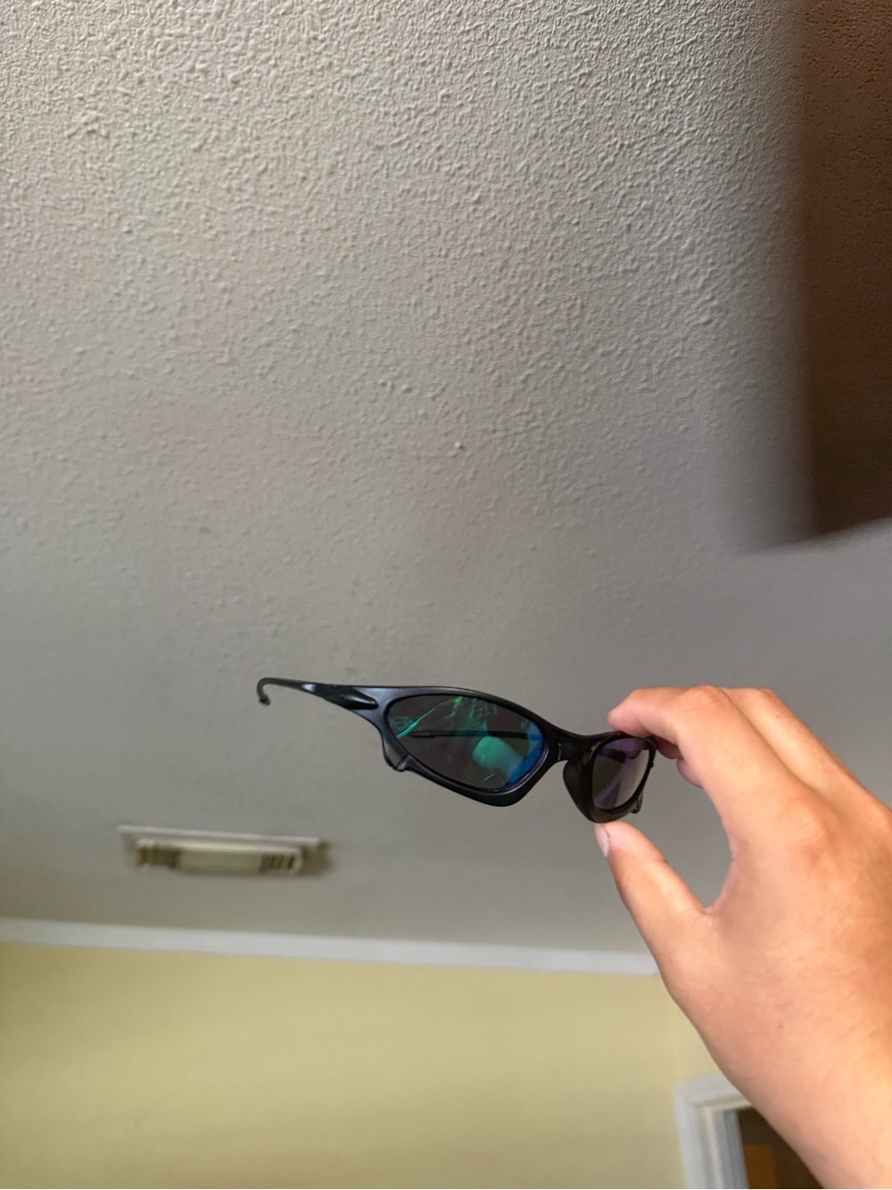 Black Sporty Cat-Eye Sunglasses Oakleys